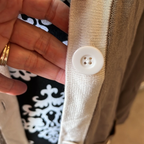 Cabi Genteel Cardigan (style 6161) - Picture 4 of 15